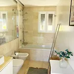 Apartman Lxluxhome - Family And Cozy - Ac - Parking - Lift