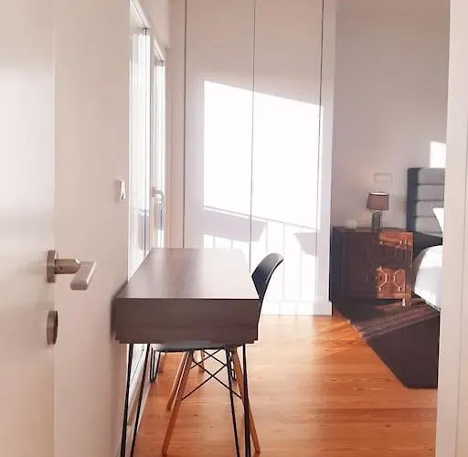 Lxluxhome - Family And Cozy - Ac - Parking - Lift Apartment Lissabon