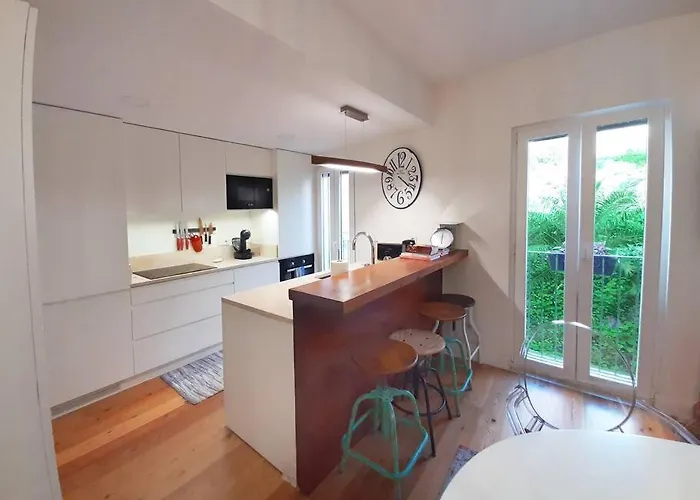 Lxluxhome - Family And Cozy - Ac - Parking - Lift Apartment *