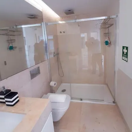 Lxluxhome - Family And Cozy - Ac - Parking - Lift ליסבון